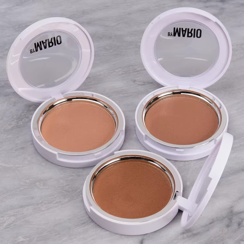 Fenty Beauty Makeup Highlighter - 5g Mario Silky Matte Bronzer: Polvere