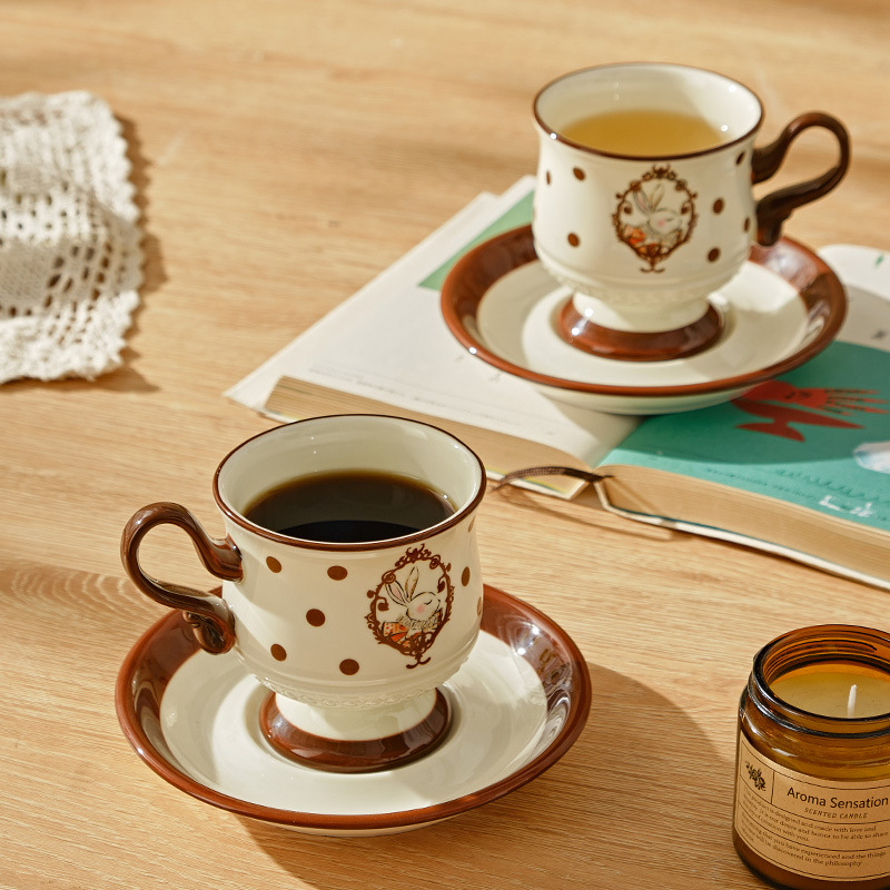 Tazza da caffè in ceramica Taz - Beauty Makeup Edit recensione e prezzo